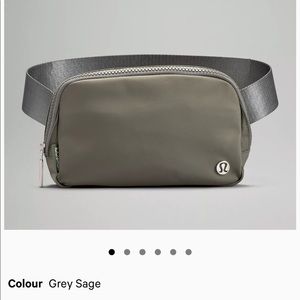 Lululemon everywhere belt bag